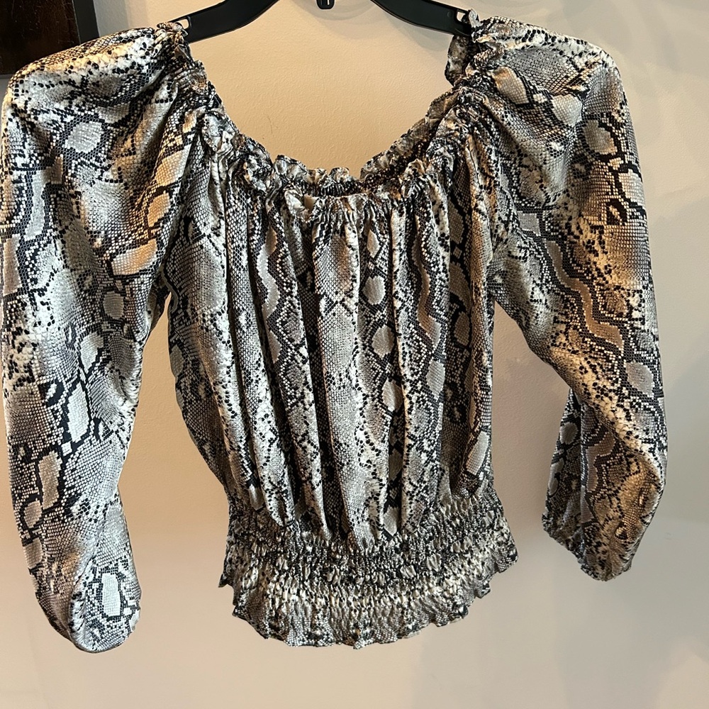 Michaels Gray and Black Smocked Off the Shoulder Puff Sleeve Blouse